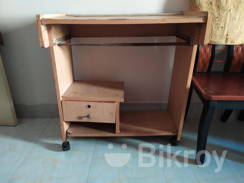 computer table for Sale in Lalbag Bikroy
