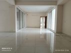corner building, single floor apartment in banani