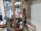 Corner Showcase