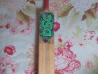 Cricket bat