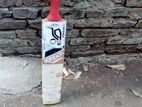 Cricket bat