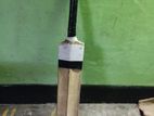 Cricket bat