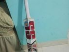 Cricket bat