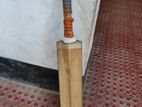 Cricket bat