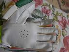 Cricket batting gloves (left handed)