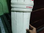 Cricket Pad / Gloves