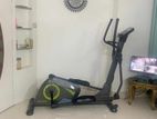 Cross trainer/elliptical