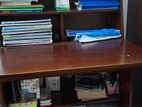 Customized reading table