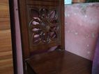 ডাইনিং টেবিল