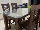 ডাইনিং টেবিল (নতুনের মত)