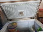 Deepfridge Sharp Square Brand