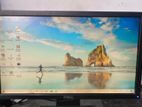 Dell 19" Monitor 1 mark