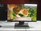 Dell 22inch borderless monitor full free 1none visible mark