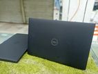 Dell core i7 8th gen with 15 days replacement warranty