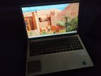 Dell Inspiron 3520