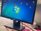 Dell monitor 18.5 inch sell.