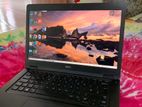 Dell touch leptop core i5 7 gen 8GB ram all ok