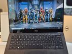 Dell XPS 13 9360 Core i5 7th Gen 8GB RAM 256GB 13.3"Glossy Touch Display