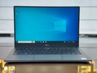 Dell XPS 13 9360| i5 7th| 8GB RAM| 256GB NVMe| FHD Nano-Edge Display