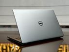 Dell XPS 9350| Core i5 6th Gen| Nano-Edge| 256GB NVMe| 8GB RAM