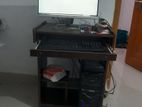 Desktop Computer Sell with Table
