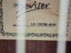 Deviser Travel Size guiter 3 month use kora +bag