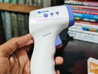 Digital thermometer