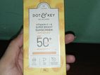 Dot & key Vitamin C+E SPF 50++ sunscreen