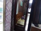 Dressing table + almari