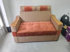 দুই সিটের সোফা একদম নতুনের মত