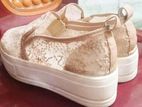Ladies Shoe