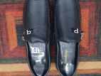 Shoes sell