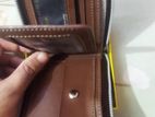 একটি Money bag বিক্রি হবে।