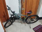 একটি পুরাতন সাইকেল বিক্রয় করা হবে।