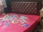 একটি সেগুন কাঠের খাট বিক্রি করা হবে