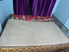 একটি সিঙ্গেল ম্যাট্রেস বিক্রয় করা হবে