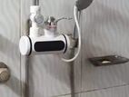 Electric digital display instant hot water tap with hand shower