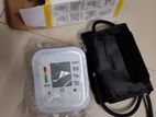 electronic blood pressure monitor