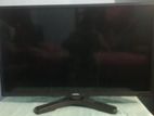 Emergency sale walton 32" Tv