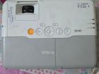 Epson EB-905 Projector