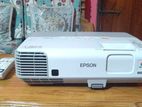 Epson Eb-915w Projector