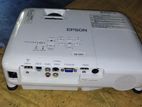 EPSON EB S04 projectors