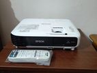 EPSON EB-S04 Projector Made in Philippine নতুন মাত্র ৭ ঘন্টা চলছে