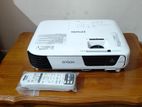 EPSON EB-S31