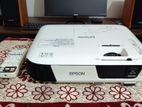 Epson EB-U32