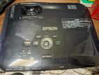 EPSON EH-Tw 400 projector