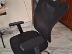 Ergonomic office chair