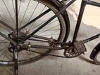 এটি পুরাতন বাইসাইকেল বিক্রি হবে বড় সাইজ