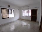 Exclusive unfurnished Apartment 2300 sft