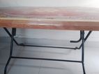 Foldable dinning table